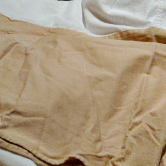 Charter Club Queen size bed skirt - Picture 2 of 5